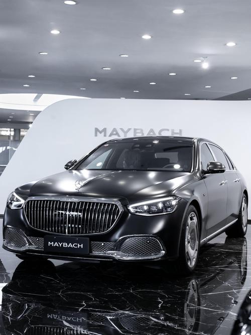 佛山209岚图汽车的售后服务让用户无忧出行，迈巴赫未来的豪华车趋势